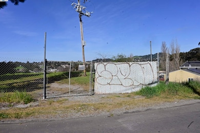 3944 La Cima Rd, El Sobrante, CA 94803 - photo 6