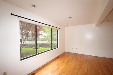 18 River Rd, Cos Cob, CT 06807 - photo 4