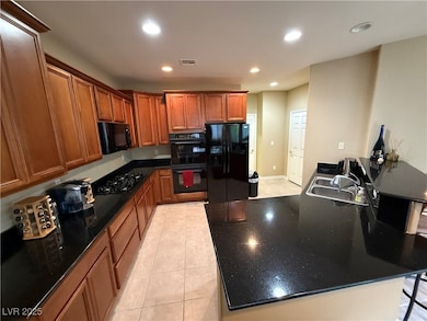 270 Spectacular St unit 2, Henderson, NV 89052 - photo 7