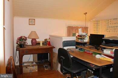 125 Trillium Ln, Cross Junction, VA 22625 - photo 7