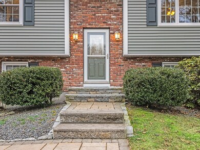 31 Village Rd, Mansfield, MA 02048 - photo 2