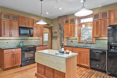 492 E Sycamore St, Columbus, OH 43206 - photo 3