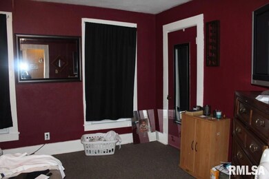710 W 16th St, Davenport, IA 52804 - photo 7