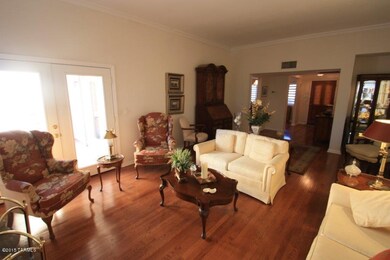 Family Room2