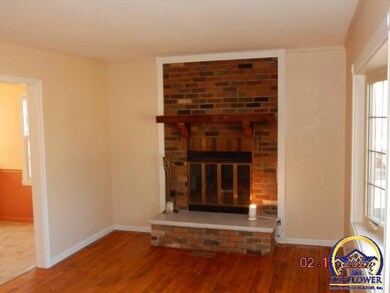 3115 SW Sena Dr, Topeka, KS 66604 - photo 5