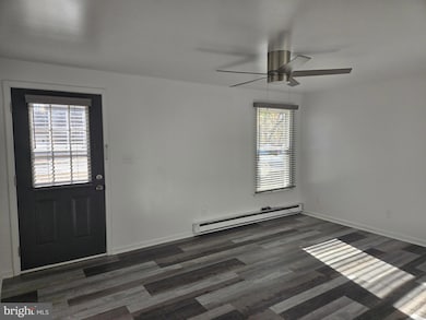 311 E Park Ave unit 1, Sellersville, PA 18960 - photo 2