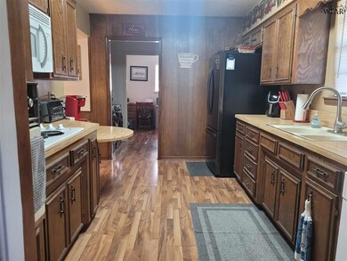 1219 Christine Rd, Wichita Falls, TX 76302 - photo 2