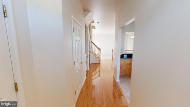 21107 Lake Spray Terrace, Germantown, MD 20876 - photo 4