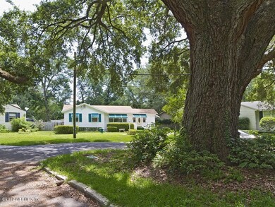 1323 Azalea Dr, Jacksonville, FL 32205 - photo 2