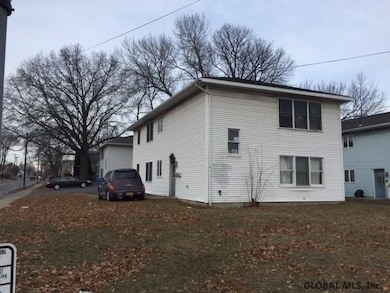 72 Hoffman Ave, Albany, NY 12209 - photo 2