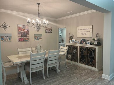 Formal Dining
