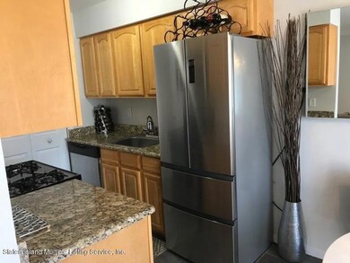 183 Greenleaf Ave, Staten Island, NY 10310 - photo 6