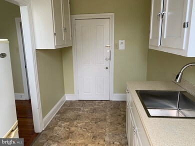 321 5th St unit 3D, Shoemakersville, PA 19555 - photo 6