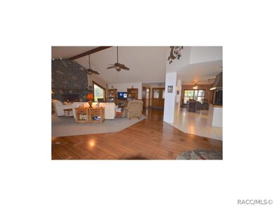 Beautiful decor/ open space