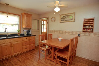 17 Shaker Dr, Albany, NY 12211 - photo 5