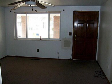 2060 Shawbury Ct W, Columbus, OH 43229 - photo 5