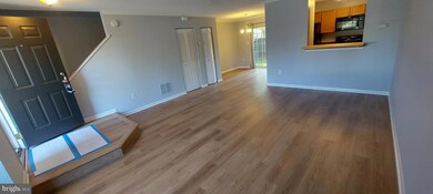 11415 Herefordshire Way, Germantown, MD 20876 - photo 3