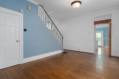 302 E Sycamore St (rental)_07