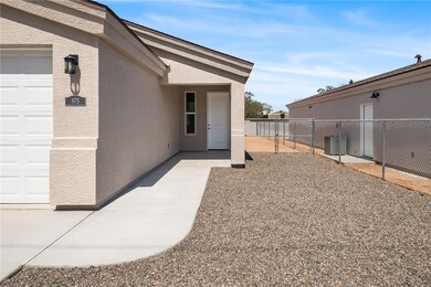 875 Beverly Ave, Kingman, AZ 86409 - photo 2