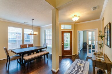 10 Caelin Ct, the Woodlands, TX 77382 - photo 5