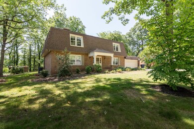 16-3903 3 Chop Lane