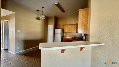 212 Dale Earnhardt Dr unit B, Harker Heights, TX 76548 - photo 4