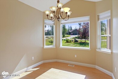 05-Living Room_ETL8293