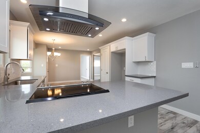 261_W_22nd_Ave_07