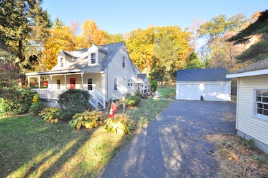 54 Secret Lake Rd, Canton, CT 06019 - photo 2