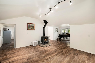 632 E Jackson St, White Cloud, MI 49349 - photo 7