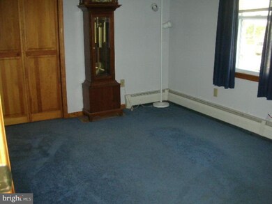 308 Walnut St, Lehighton, PA 18235 - photo 5