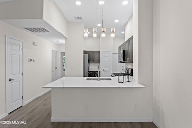 19-web-or-mls-9472 E Stonehaven Way-13