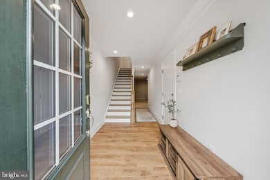 10719 Shadewell Spring Way, Manassas, VA 20110 - photo 2