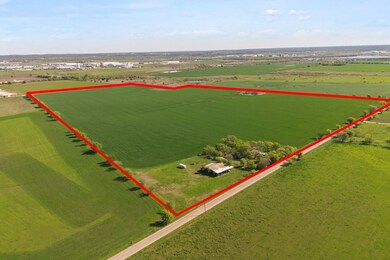 2338 County Road 1125, Cleburne, TX 76033 - photo 6