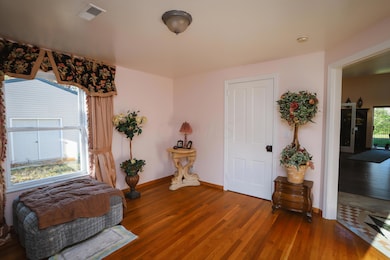 8494 Winchester Rd-0009