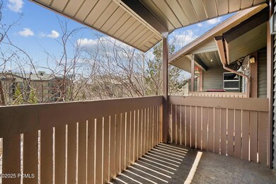 4_Balcony_1800x1200_4214321