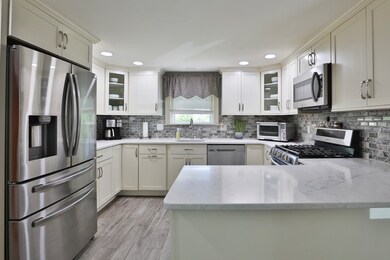 16 Hampton St, Saugus, MA 01906 - photo 5