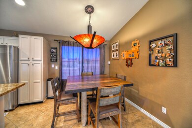 9356 W Deanna Dr, Peoria, AZ 85382 - photo 5