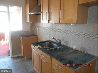 1037 Wedgewood Rd, Baltimore, MD 21229 - photo 4