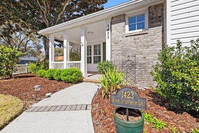 1423 John Steinbeck Dr, Niceville, FL 32578 - photo 6