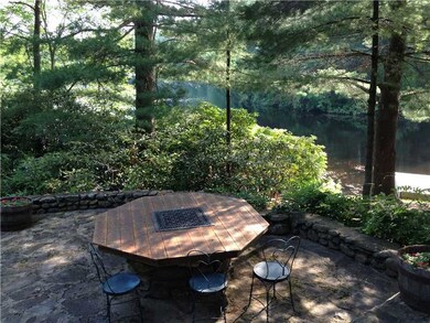 17 Winsor Ave, Johnston, RI 02919 - photo 3