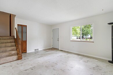 2064 Flanders Court-8.jpg-SMALL