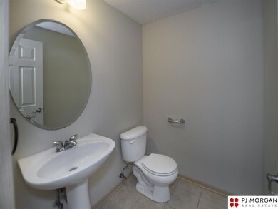 2204 S River Rock Dr, Papillion, NE 68046 - photo 4