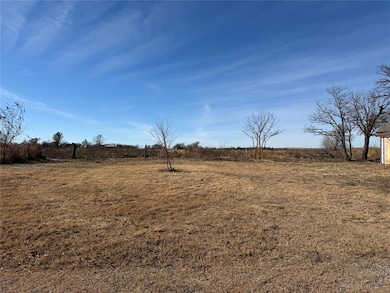 109 2nd St, Custer City, OK 73639 - photo 4