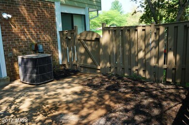 18503 Tarragon Way, Germantown, MD 20874 - photo 4