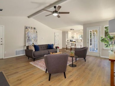 13024 Garfield Ln, Austin, TX 78727 - photo 6