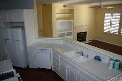 Spacious kitchen , stove and refrigerator