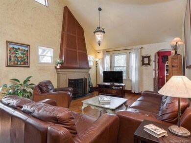 924 W Chapel Rd, Asheville, NC 28803 - photo 4