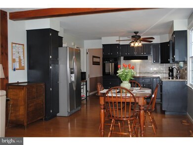 52 N Forge Manor Dr, Phoenixville, PA 19460 - photo 6