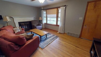 1990 E 226th St, Euclid, OH 44117 - photo 5